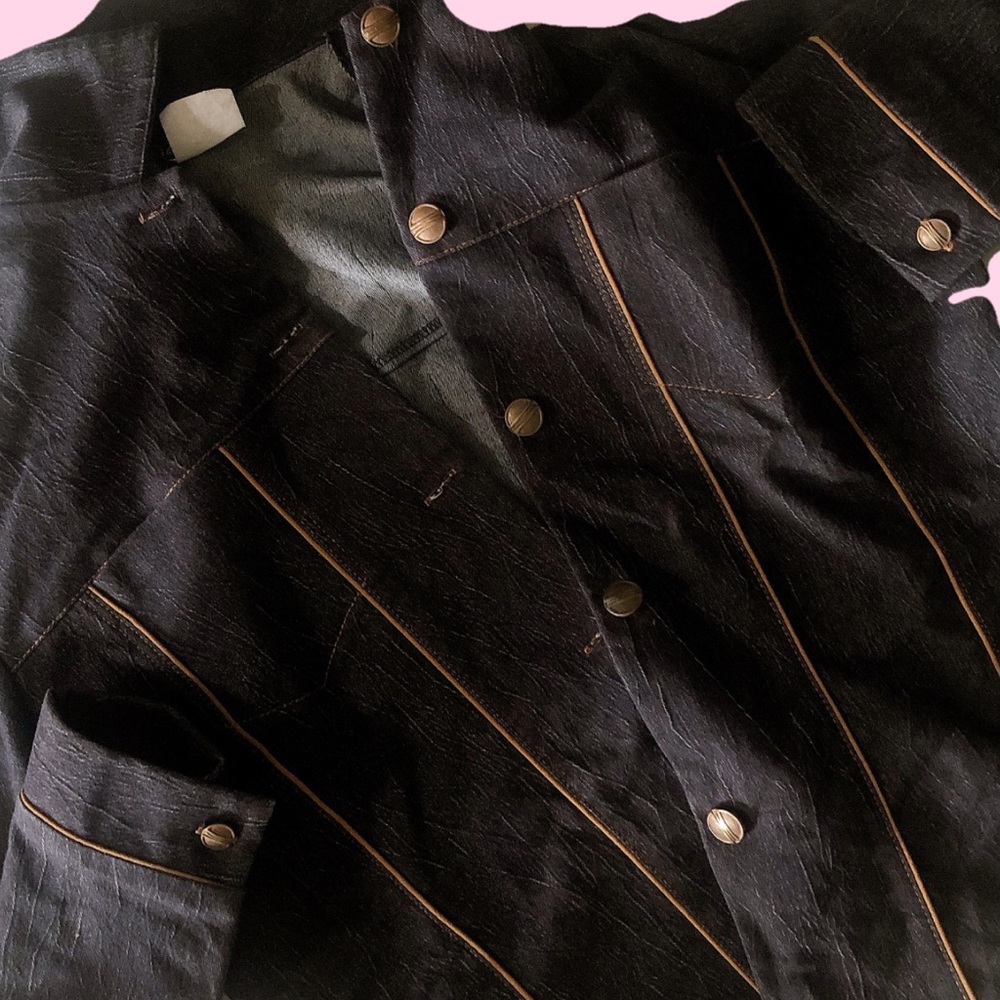Vintage Oversized Denim Jacket with gold details💫 - Picture 3 of 5